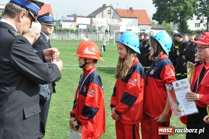 Zdjęcie w galerii na portalu naszraciborz.pl: Roszków, Pietraszyn, Sławików i Markowice triumfatorami powiatowych zawodów sportowo-pożarniczych wiadomości z regionu