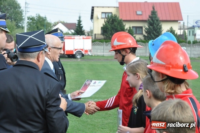 Zdjęcie w galerii na portalu naszraciborz.pl: Roszków, Pietraszyn, Sławików i Markowice triumfatorami powiatowych zawodów sportowo-pożarniczych wiadomości z regionu