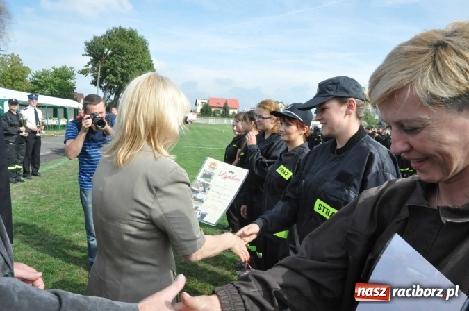 Zdjęcie w galerii na portalu naszraciborz.pl: Roszków, Pietraszyn, Sławików i Markowice triumfatorami powiatowych zawodów sportowo-pożarniczych wiadomości z regionu