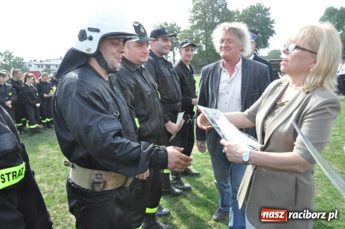 Zdjęcie w galerii na portalu naszraciborz.pl: Roszków, Pietraszyn, Sławików i Markowice triumfatorami powiatowych zawodów sportowo-pożarniczych wiadomości z regionu