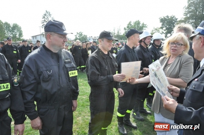 Zdjęcie w galerii na portalu naszraciborz.pl: Roszków, Pietraszyn, Sławików i Markowice triumfatorami powiatowych zawodów sportowo-pożarniczych wiadomości z regionu