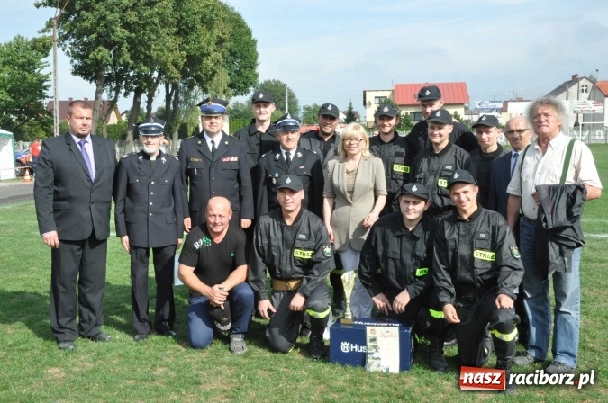 Zdjęcie w galerii na portalu naszraciborz.pl: Roszków, Pietraszyn, Sławików i Markowice triumfatorami powiatowych zawodów sportowo-pożarniczych wiadomości z regionu