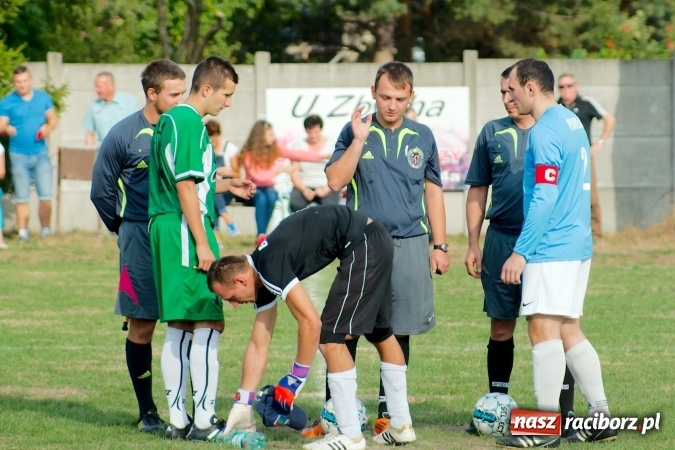 Zdjęcie w galerii na portalu naszraciborz.pl: Dwa do zera, Lyski po mękach żegnają outsidera wiadomości z regionu