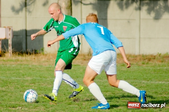 Zdjęcie w galerii na portalu naszraciborz.pl: Dwa do zera, Lyski po mękach żegnają outsidera wiadomości z regionu