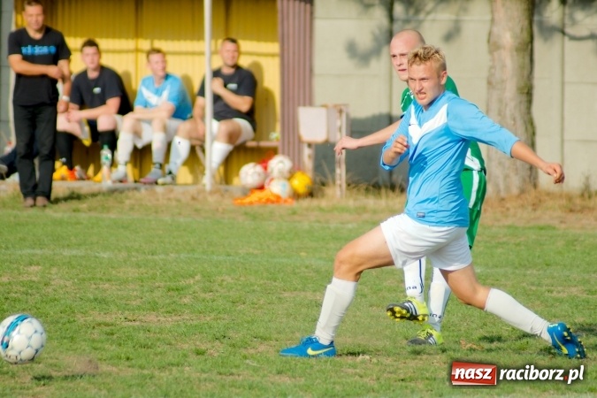 Zdjęcie w galerii na portalu naszraciborz.pl: Dwa do zera, Lyski po mękach żegnają outsidera wiadomości z regionu