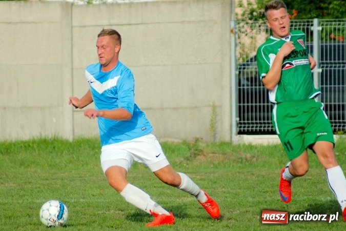 Zdjęcie w galerii na portalu naszraciborz.pl: Dwa do zera, Lyski po mękach żegnają outsidera wiadomości z regionu