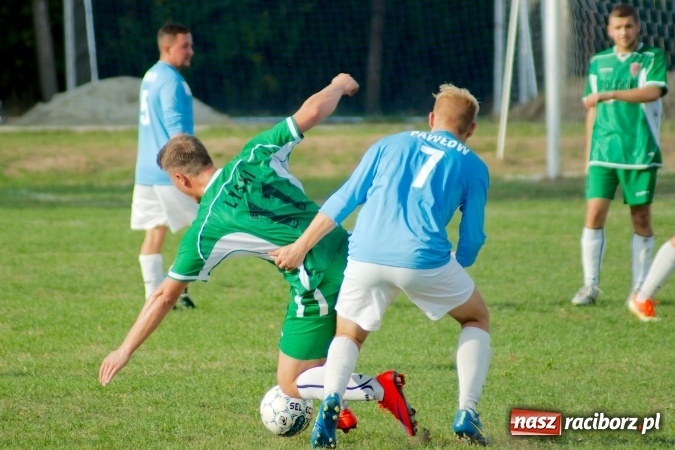 Zdjęcie w galerii na portalu naszraciborz.pl: Dwa do zera, Lyski po mękach żegnają outsidera wiadomości z regionu