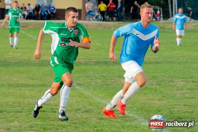 Zdjęcie w galerii na portalu naszraciborz.pl: Dwa do zera, Lyski po mękach żegnają outsidera wiadomości z regionu