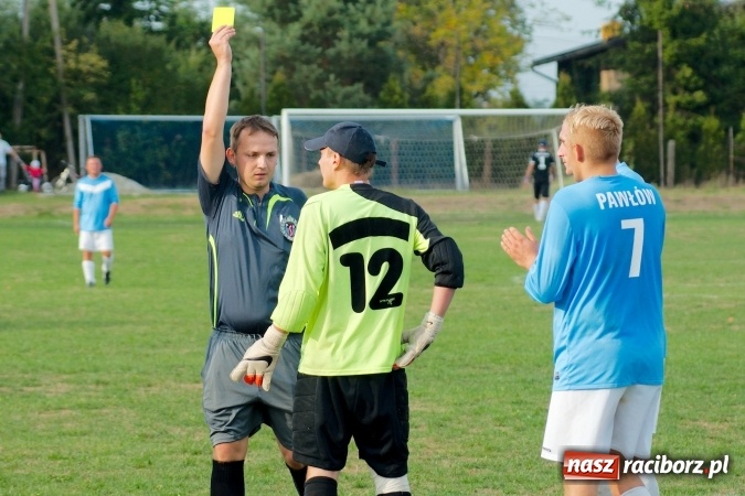 Zdjęcie w galerii na portalu naszraciborz.pl: Dwa do zera, Lyski po mękach żegnają outsidera wiadomości z regionu