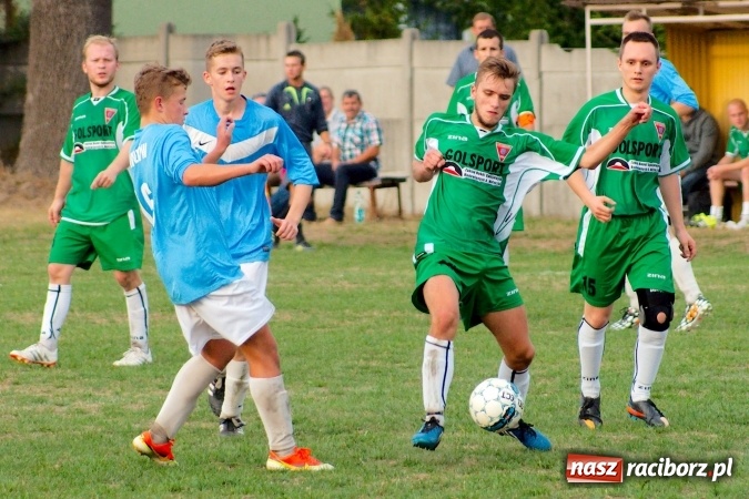 Zdjęcie w galerii na portalu naszraciborz.pl: Dwa do zera, Lyski po mękach żegnają outsidera wiadomości z regionu