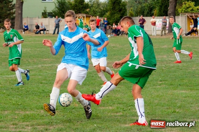 Zdjęcie w galerii na portalu naszraciborz.pl: Dwa do zera, Lyski po mękach żegnają outsidera wiadomości z regionu