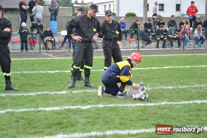 Zdjęcie w galerii na portalu naszraciborz.pl: Zawody strażackie w Tworkowie - znajdź się na zdjęciu wiadomości z regionu