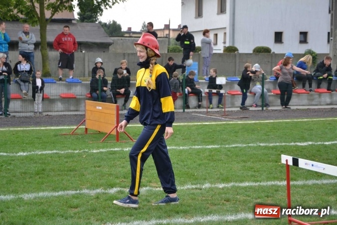 Zdjęcie w galerii na portalu naszraciborz.pl: Zawody strażackie w Tworkowie - znajdź się na zdjęciu wiadomości z regionu
