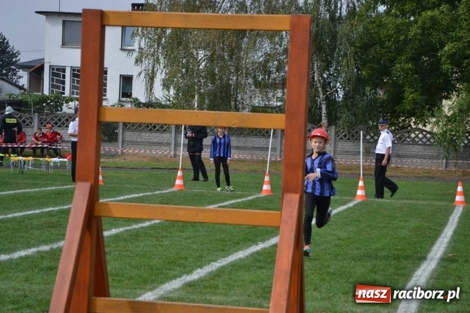 Zdjęcie w galerii na portalu naszraciborz.pl: Zawody strażackie w Tworkowie - znajdź się na zdjęciu wiadomości z regionu