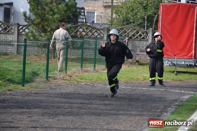 Zdjęcie w galerii na portalu naszraciborz.pl: Zawody strażackie w Tworkowie - znajdź się na zdjęciu wiadomości z regionu