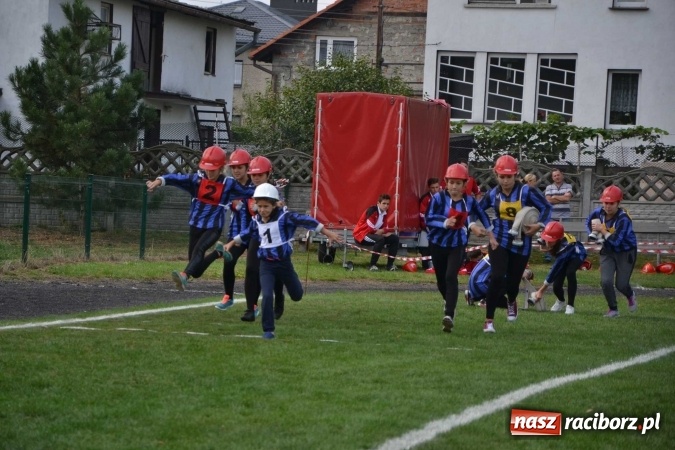 Zdjęcie w galerii na portalu naszraciborz.pl: Zawody strażackie w Tworkowie - znajdź się na zdjęciu wiadomości z regionu