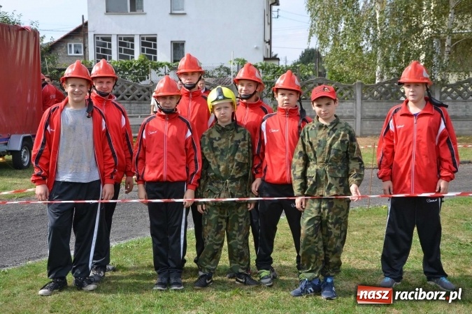 Zdjęcie w galerii na portalu naszraciborz.pl: Zawody strażackie w Tworkowie - znajdź się na zdjęciu wiadomości z regionu