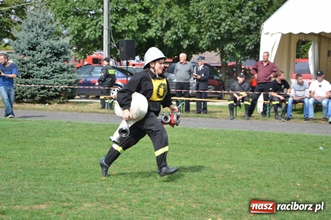 Zdjęcie w galerii na portalu naszraciborz.pl: Zawody strażackie w Tworkowie - znajdź się na zdjęciu wiadomości z regionu