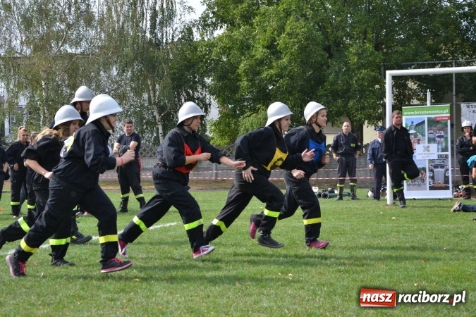 Zdjęcie w galerii na portalu naszraciborz.pl: Zawody strażackie w Tworkowie - znajdź się na zdjęciu wiadomości z regionu