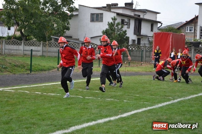 Zdjęcie w galerii na portalu naszraciborz.pl: Zawody strażackie w Tworkowie - znajdź się na zdjęciu wiadomości z regionu