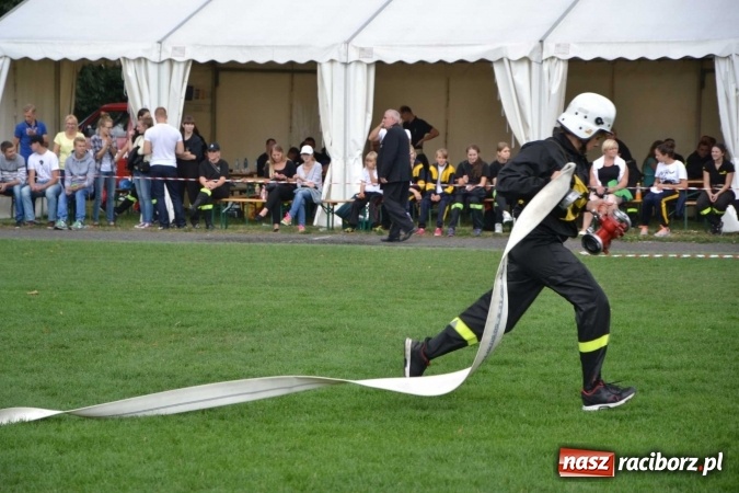 Zdjęcie w galerii na portalu naszraciborz.pl: Zawody strażackie w Tworkowie - znajdź się na zdjęciu wiadomości z regionu