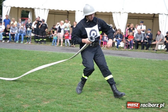 Zdjęcie w galerii na portalu naszraciborz.pl: Zawody strażackie w Tworkowie - znajdź się na zdjęciu wiadomości z regionu