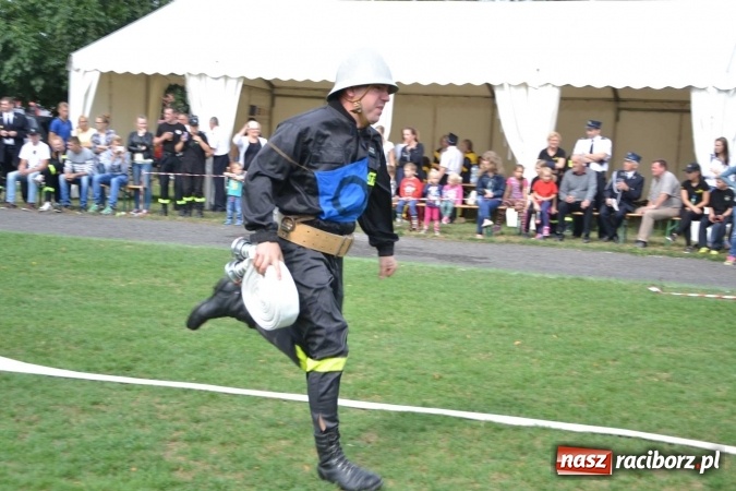 Zdjęcie w galerii na portalu naszraciborz.pl: Zawody strażackie w Tworkowie - znajdź się na zdjęciu wiadomości z regionu