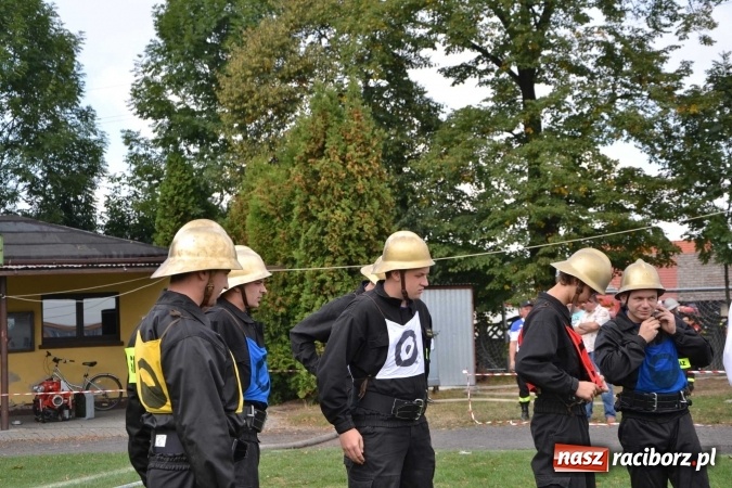 Zdjęcie w galerii na portalu naszraciborz.pl: Zawody strażackie w Tworkowie - znajdź się na zdjęciu wiadomości z regionu