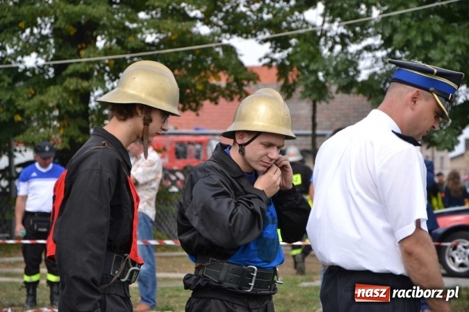 Zdjęcie w galerii na portalu naszraciborz.pl: Zawody strażackie w Tworkowie - znajdź się na zdjęciu wiadomości z regionu