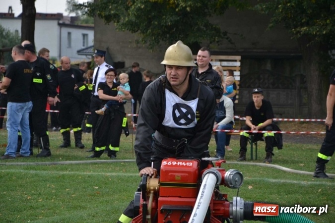 Zdjęcie w galerii na portalu naszraciborz.pl: Zawody strażackie w Tworkowie - znajdź się na zdjęciu wiadomości z regionu
