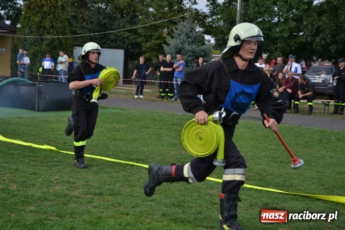 Zdjęcie w galerii na portalu naszraciborz.pl: Zawody strażackie w Tworkowie - znajdź się na zdjęciu wiadomości z regionu