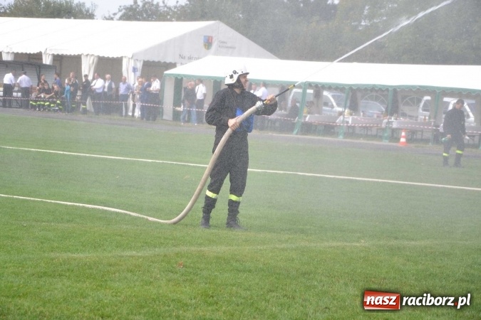 Zdjęcie w galerii na portalu naszraciborz.pl: Zawody strażackie w Tworkowie - znajdź się na zdjęciu wiadomości z regionu