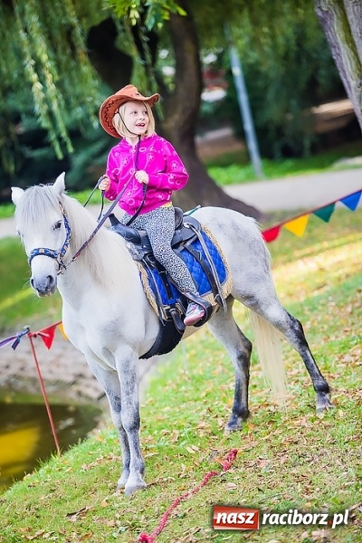 Zdjęcie w galerii na portalu naszraciborz.pl: Śląskie klimaty w Parku Roth wiadomości z regionu