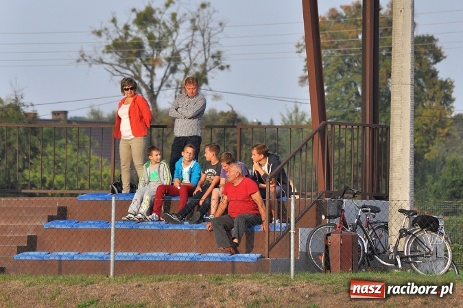 Zdjęcie w galerii na portalu naszraciborz.pl: Okręgówka: Nędza zgarnęła komplet punktów wiadomości z regionu