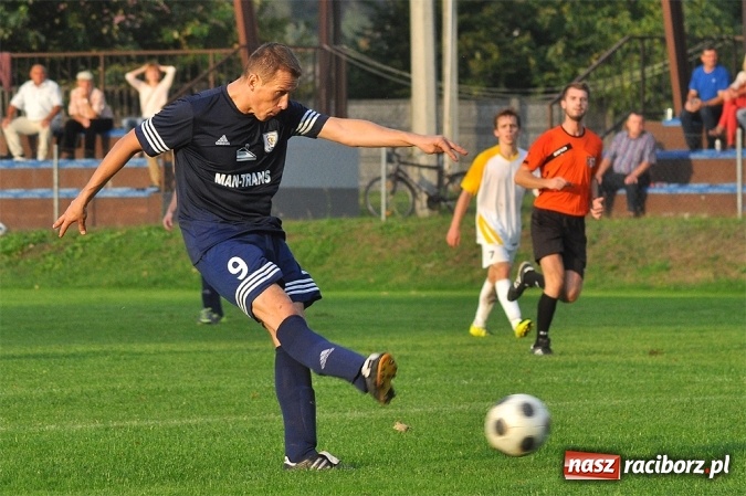 Zdjęcie w galerii na portalu naszraciborz.pl: Okręgówka: Nędza zgarnęła komplet punktów wiadomości z regionu