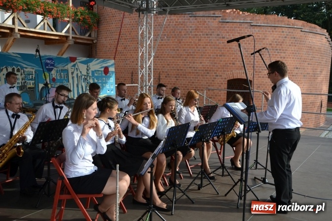 Zdjęcie w galerii na portalu naszraciborz.pl: Gmina Nędza zaprezentowała swoje bogactwo wiadomości z regionu