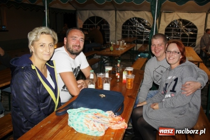 Zdjęcie w galerii na portalu naszraciborz.pl: Zabawa odpustowa w Wojnowicach rozpoczęta wiadomości z regionu