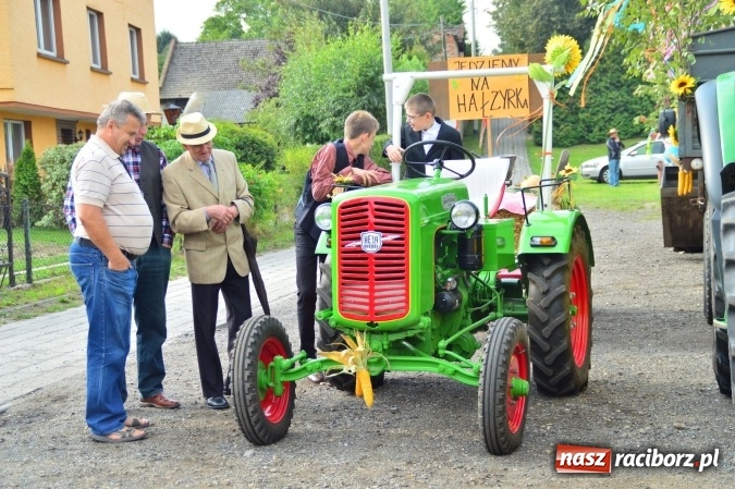 Zdjęcie w galerii na portalu naszraciborz.pl: Dożynki 2015 - Pawłów dziękuje za tegoroczne żniwa wiadomości z regionu