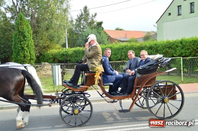 Zdjęcie w galerii na portalu naszraciborz.pl: Dożynki 2015 - Pawłów dziękuje za tegoroczne żniwa wiadomości z regionu