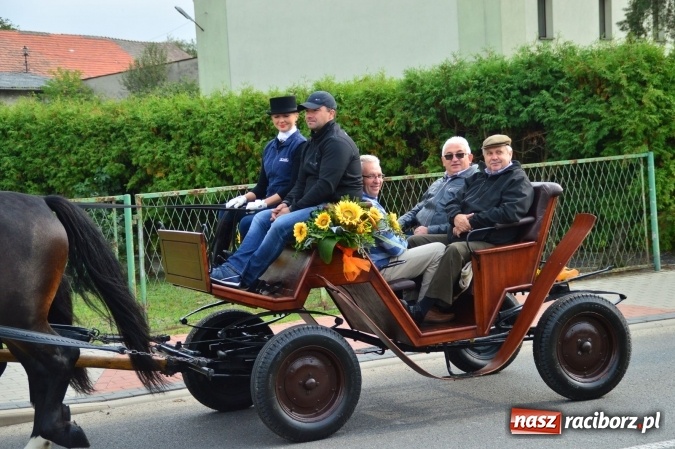 Zdjęcie w galerii na portalu naszraciborz.pl: Dożynki 2015 - Pawłów dziękuje za tegoroczne żniwa wiadomości z regionu