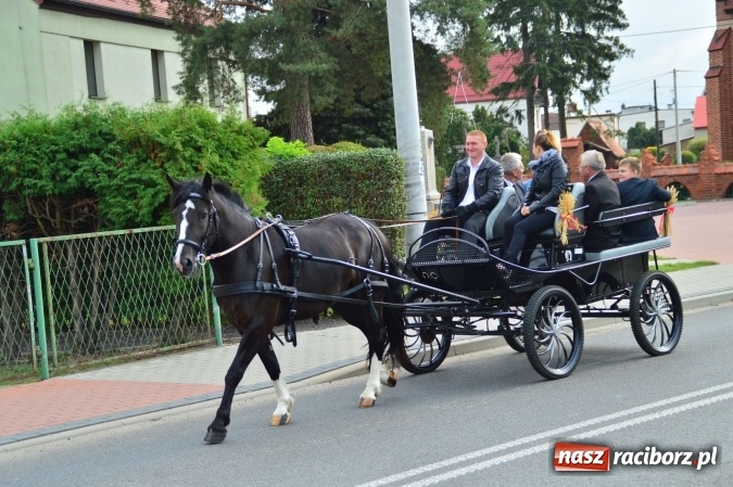 Zdjęcie w galerii na portalu naszraciborz.pl: Dożynki 2015 - Pawłów dziękuje za tegoroczne żniwa wiadomości z regionu