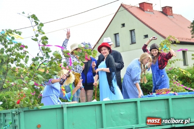 Zdjęcie w galerii na portalu naszraciborz.pl: Dożynki 2015 - Pawłów dziękuje za tegoroczne żniwa wiadomości z regionu