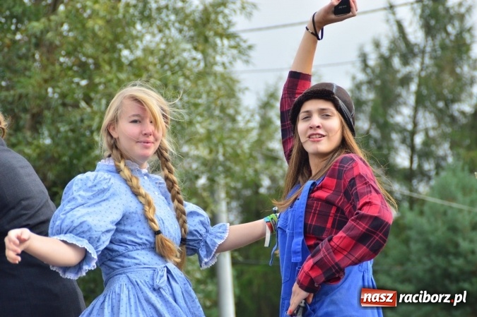 Zdjęcie w galerii na portalu naszraciborz.pl: Dożynki 2015 - Pawłów dziękuje za tegoroczne żniwa wiadomości z regionu