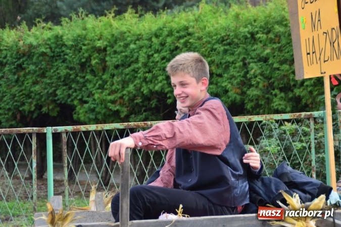 Zdjęcie w galerii na portalu naszraciborz.pl: Dożynki 2015 - Pawłów dziękuje za tegoroczne żniwa wiadomości z regionu