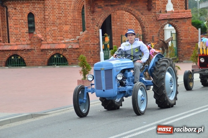 Zdjęcie w galerii na portalu naszraciborz.pl: Dożynki 2015 - Pawłów dziękuje za tegoroczne żniwa wiadomości z regionu