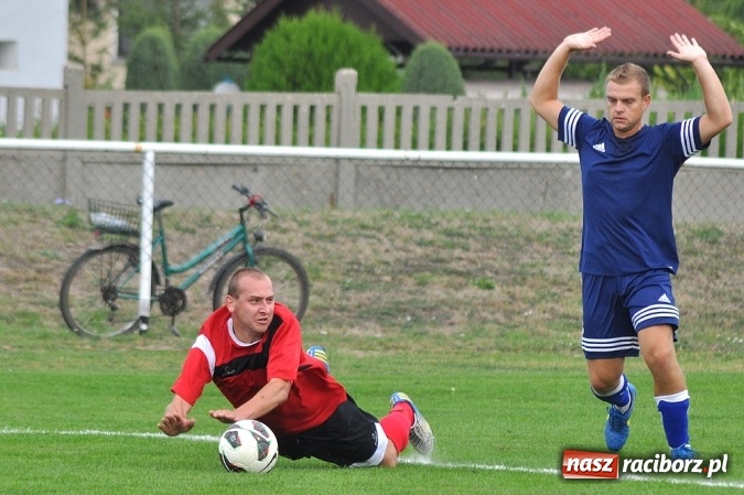 Zdjęcie w galerii na portalu naszraciborz.pl: Pewne trzy punkty Studziennej, Buków ciągle bez wygranej wiadomości z regionu