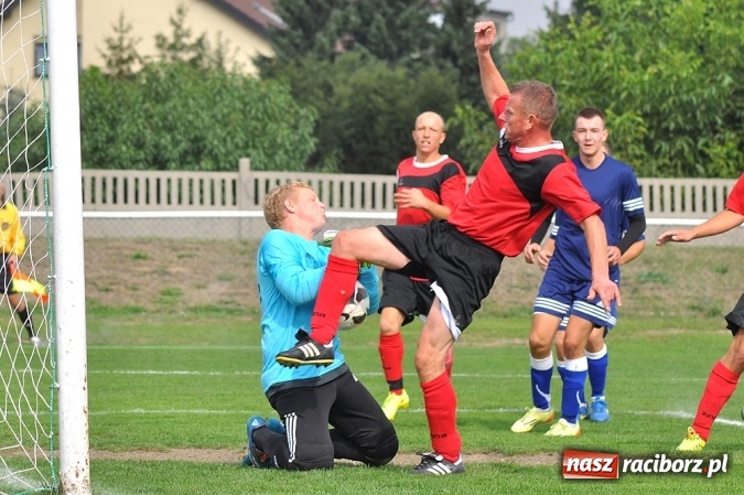 Zdjęcie w galerii na portalu naszraciborz.pl: Pewne trzy punkty Studziennej, Buków ciągle bez wygranej wiadomości z regionu
