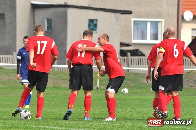 Zdjęcie w galerii na portalu naszraciborz.pl: Pewne trzy punkty Studziennej, Buków ciągle bez wygranej wiadomości z regionu