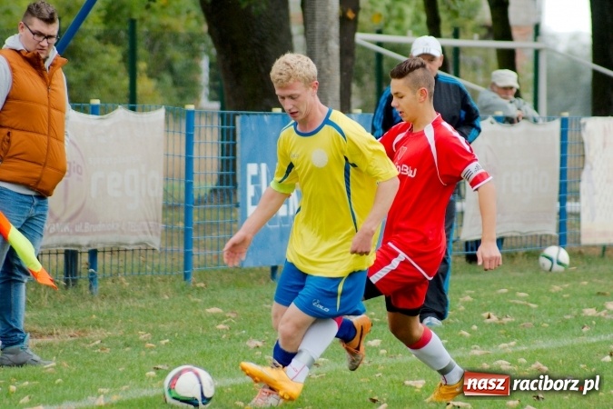 Zdjęcie w galerii na portalu naszraciborz.pl: Juniorzy starsi: Nigdy nie należy się poddawać! Pierwsze zwycięstwo juniorów Owsiszcz wiadomości z regionu