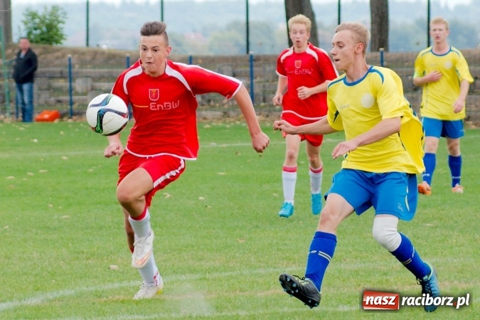 Zdjęcie w galerii na portalu naszraciborz.pl: Juniorzy starsi: Nigdy nie należy się poddawać! Pierwsze zwycięstwo juniorów Owsiszcz wiadomości z regionu